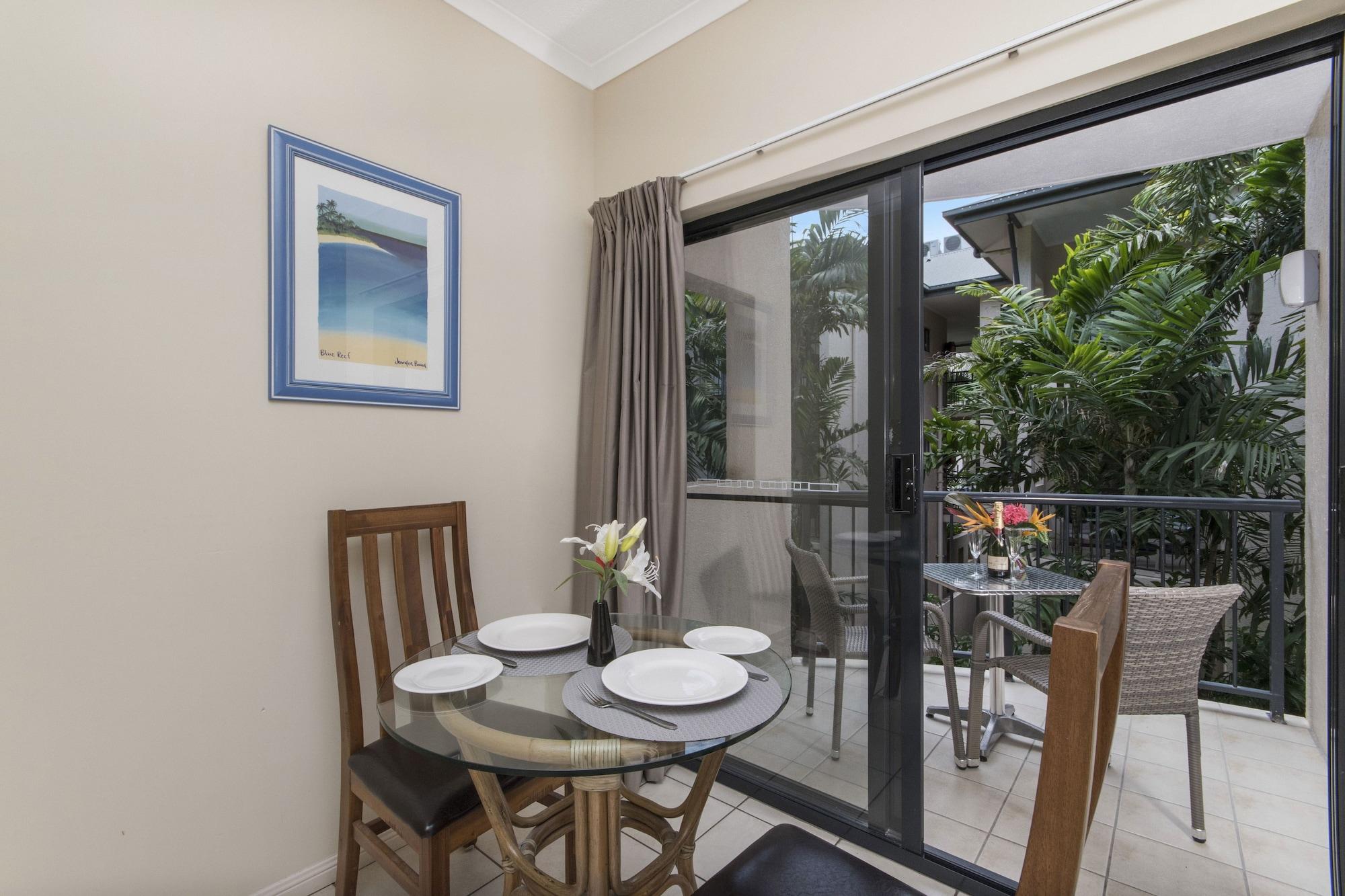 Bay Villas Resort Port Douglas Kültér fotó
