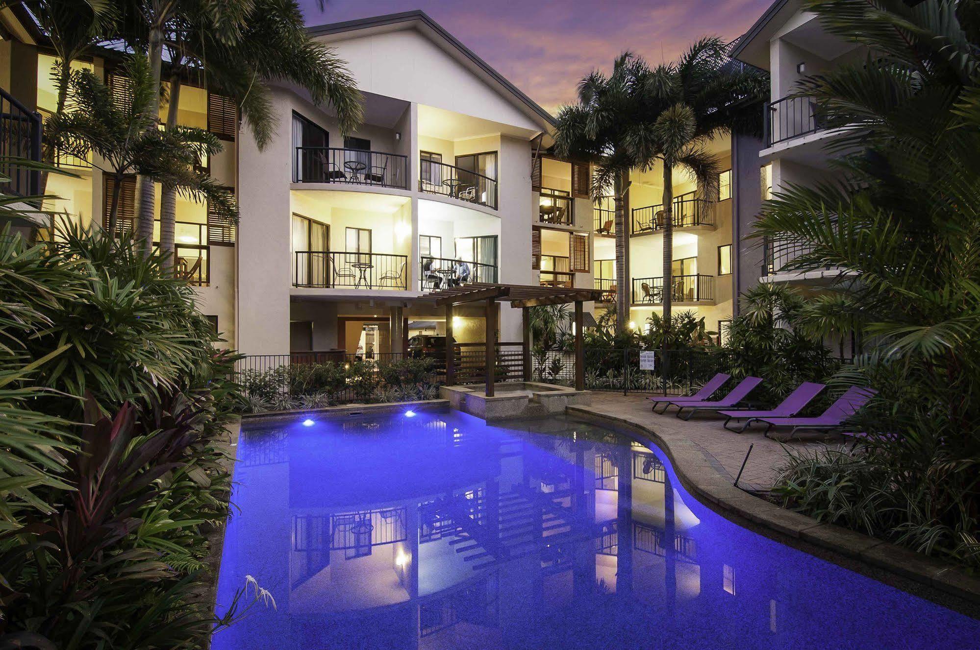 Bay Villas Resort Port Douglas Kültér fotó